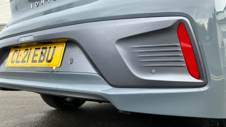 Hyundai IONIQ 1.6 GDi Hybrid Premium SE 5dr DCT Hybrid Hatchback